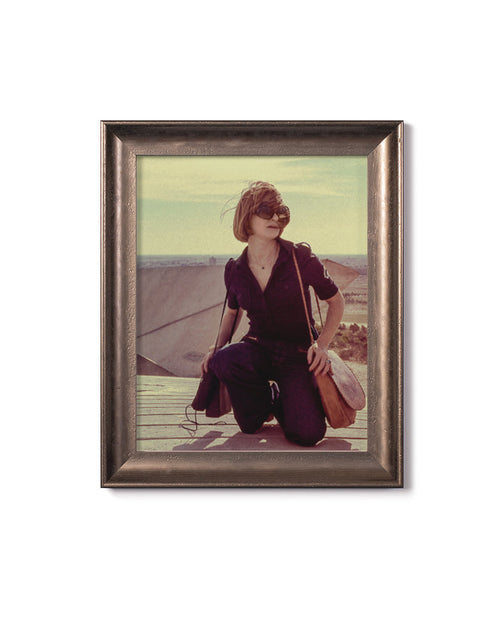 distressed silver scoop frame