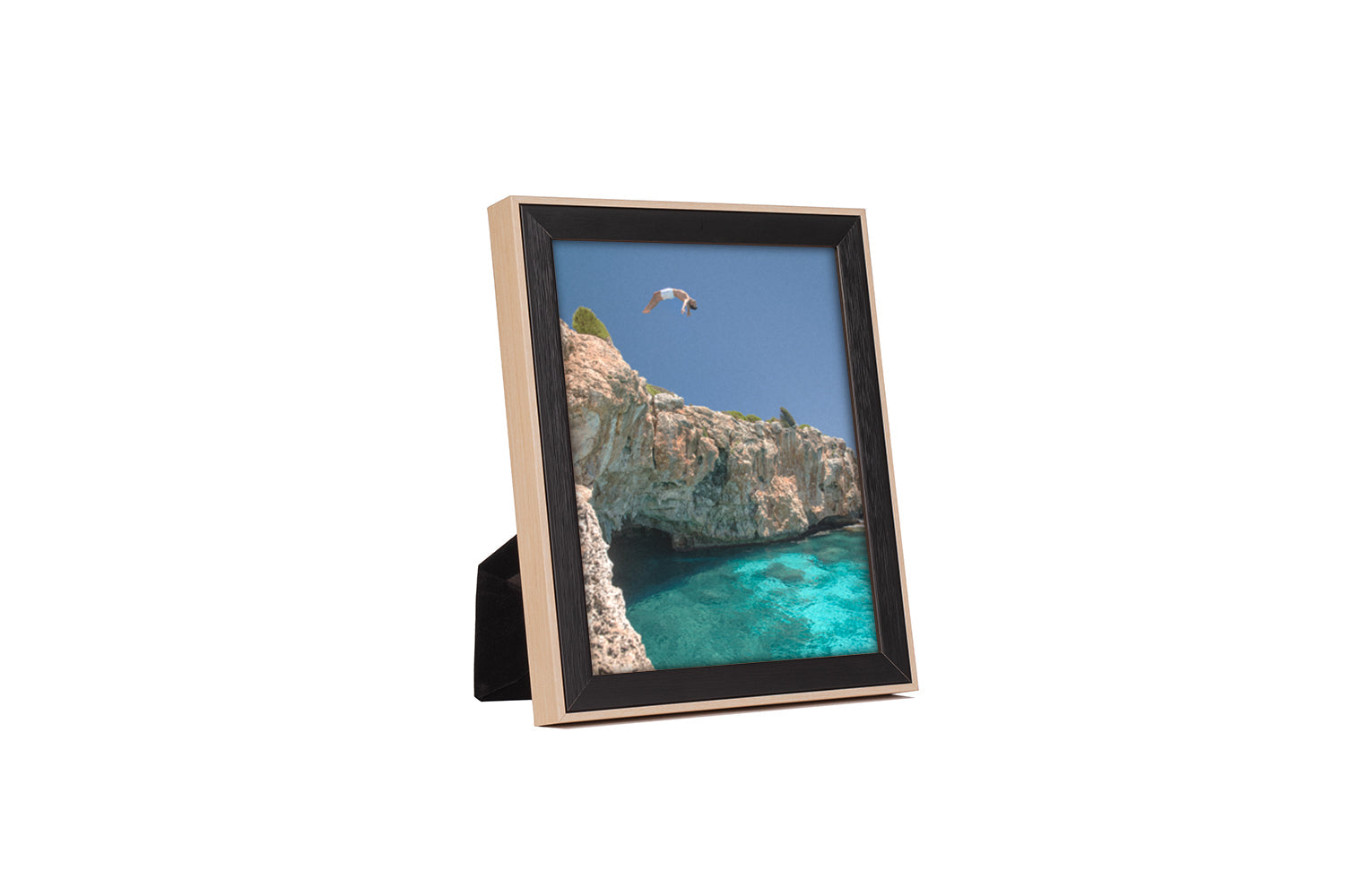 black frame with white ridge